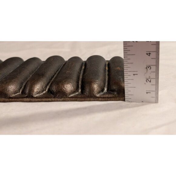 Cast Iron Cornbread Pan 6 Slot Vintage miniature number 3 - Picture 6 of 13